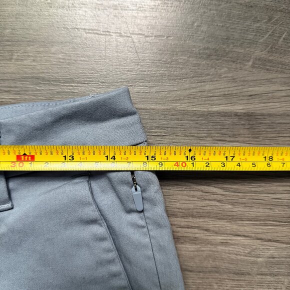 Lululemon Men's Commission Classic-Fit Short 9" *Oxford - Light Blue - Picture 7 of 9